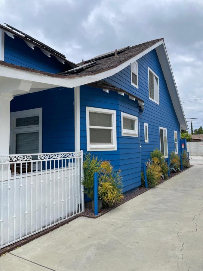 Small Private La Bedroom W Wifi - Private Fridge - Ac Near Usc - Exposition Park - Usc Memorial Coliseum - Banc Of California Bmo Stadium - Downtown Angeles Dtla - Of Southern California Usc!!! Séjour chez l'habitant Los Angeles
